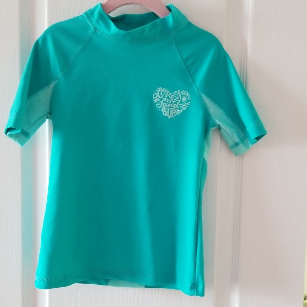 used Xhilaration rash guard sz 6/6x